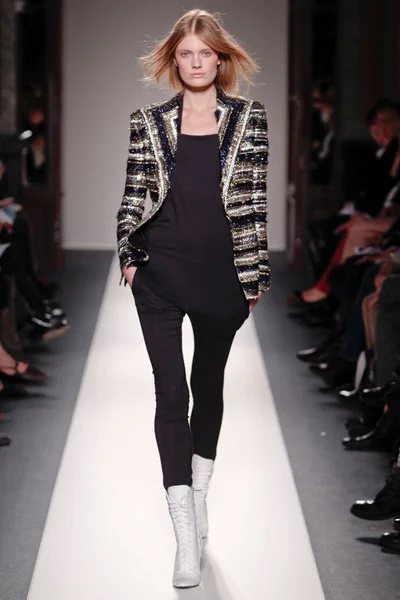 Look 14